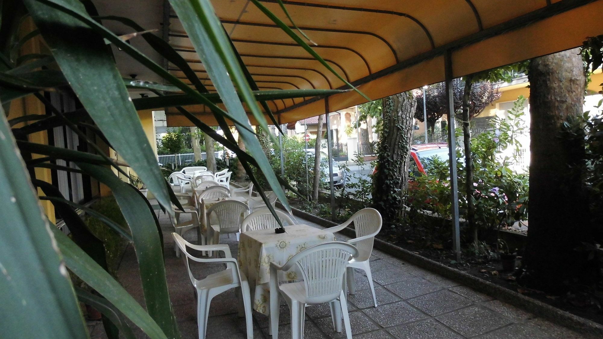 Hotel Elde Riccione Kültér fotó